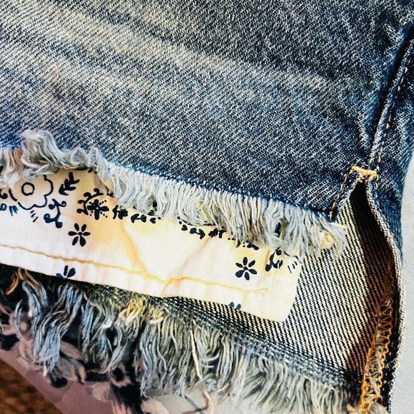 FreePeople WE THE FREE:Sun-kissed Short Overalls - Picture 8 of 11